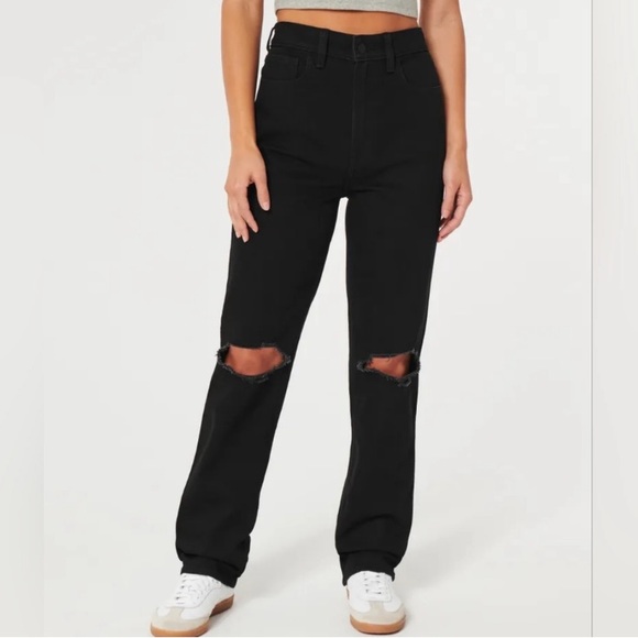 Hollister Denim - Hollister Ultra High Rise 90s Vintage Straight Black Distressed Jeans